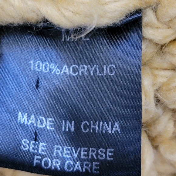 Oversized Chunky Knit Cardigan - Picture 10 of 10